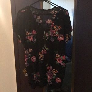 Black floral maternity top